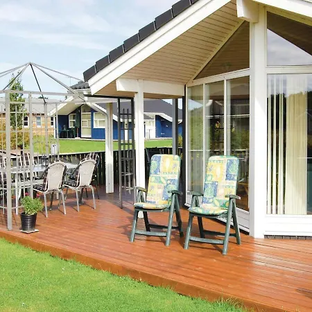 Semesterbostad Two-bedroom Holiday In Juelsminde *